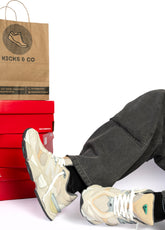 New Balance  9060 Sea Salt