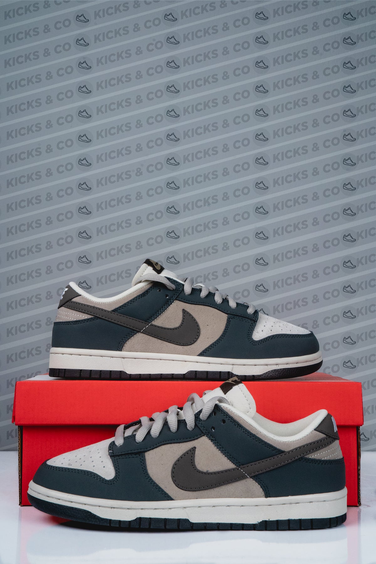 Nike SB Dunk Low (Blue/Brown)