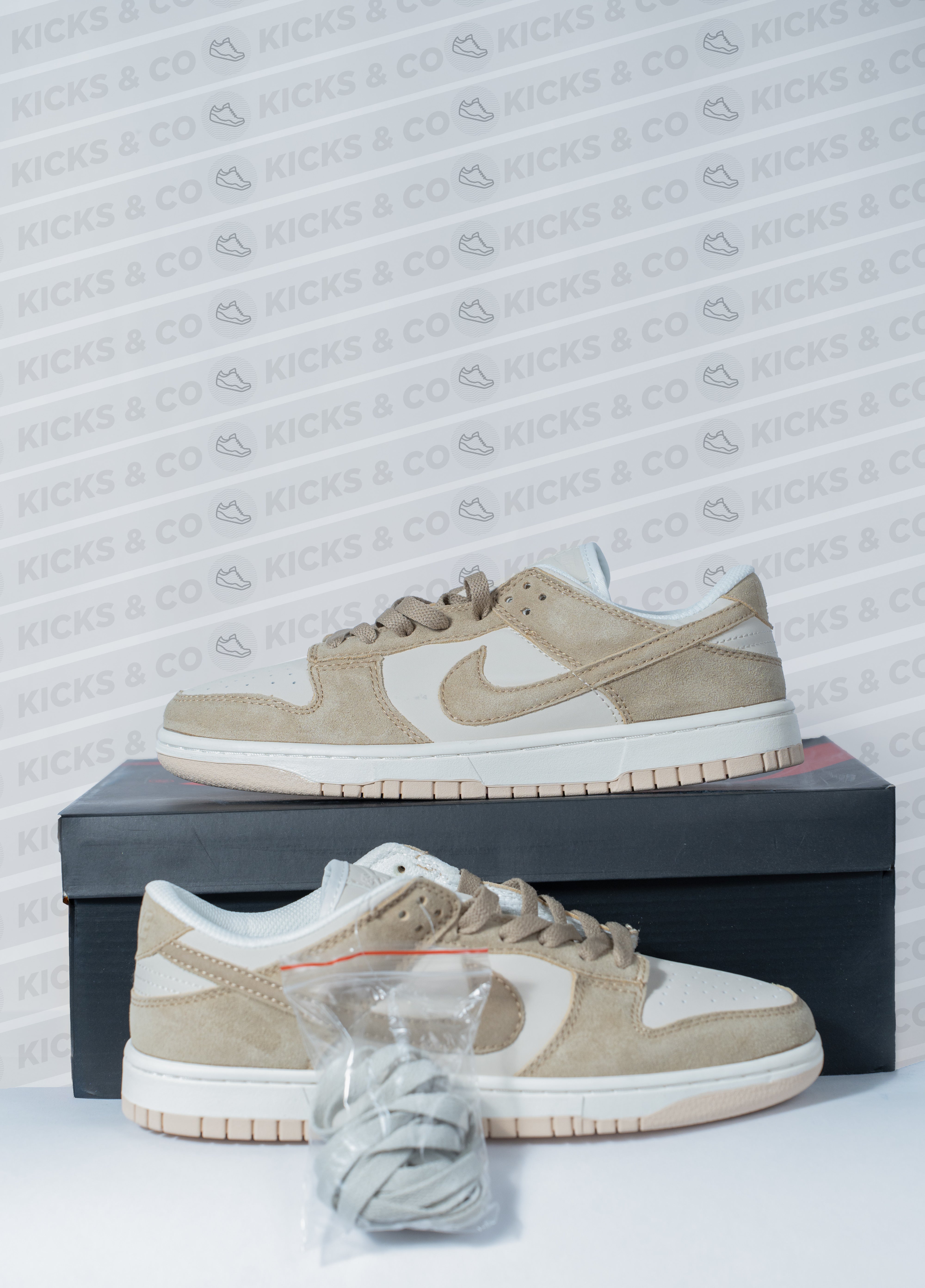 Nike Dunk Low x Sandrift