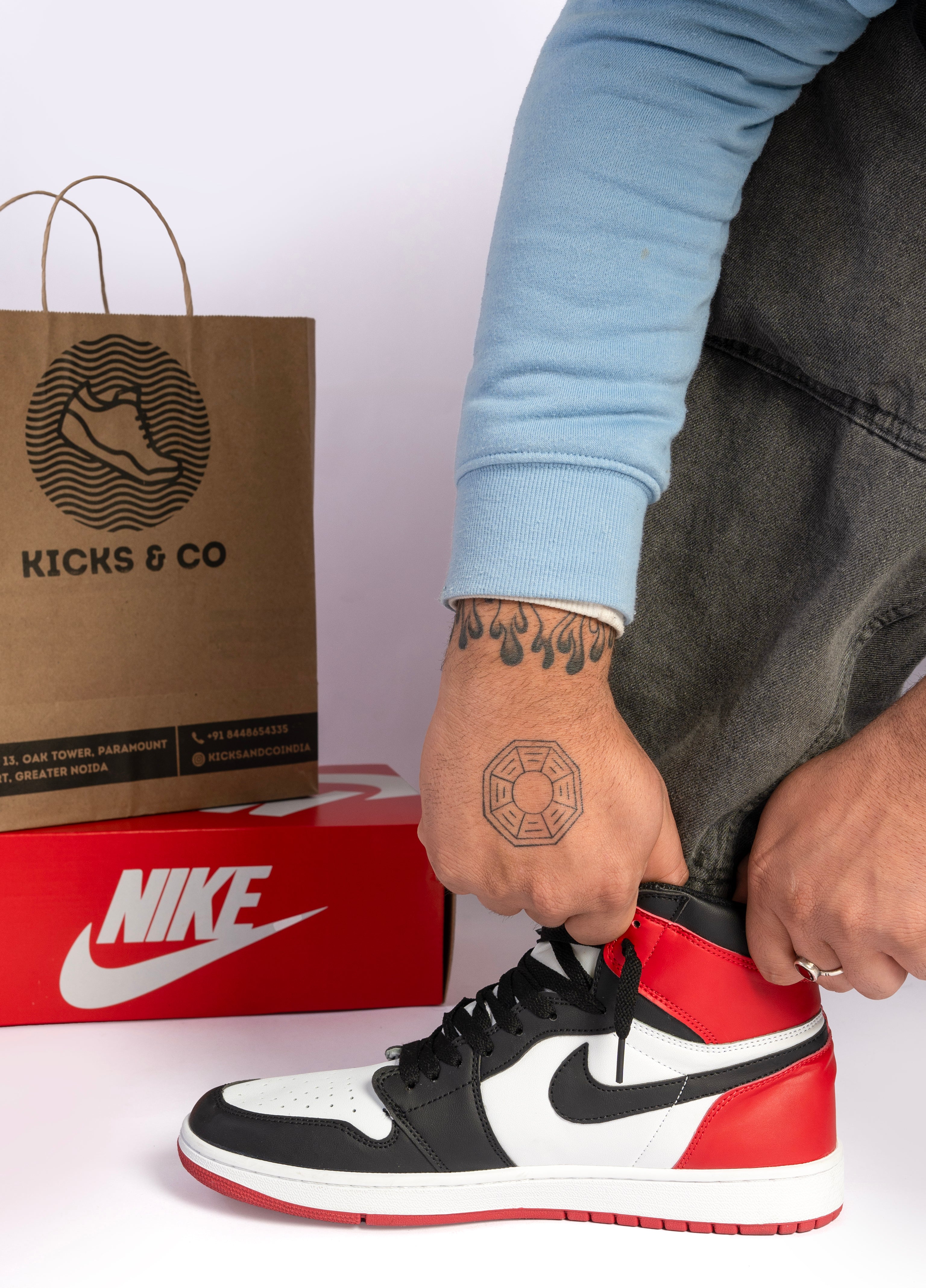 NIKE AIR JORDAN 1 RETRO HIGH OG BLACK TOE