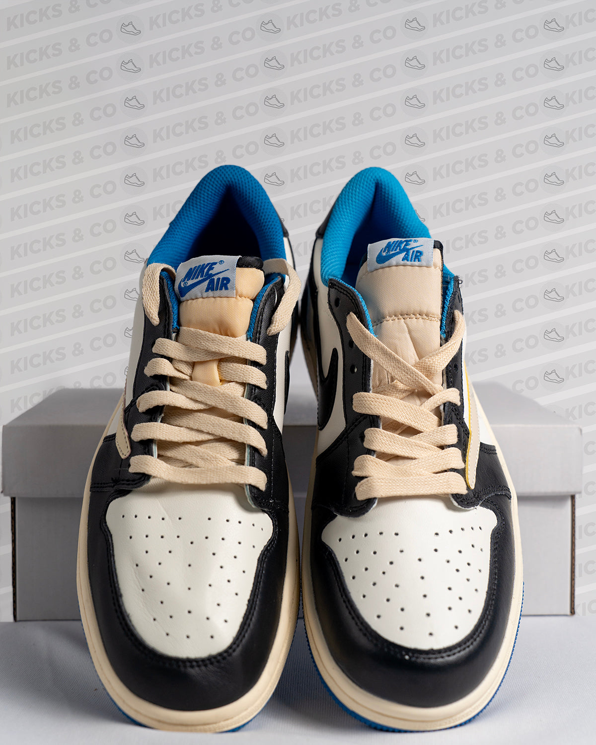 Nike Air Jordan 1 Retro Low ( Low Fragment x Travis Scott)