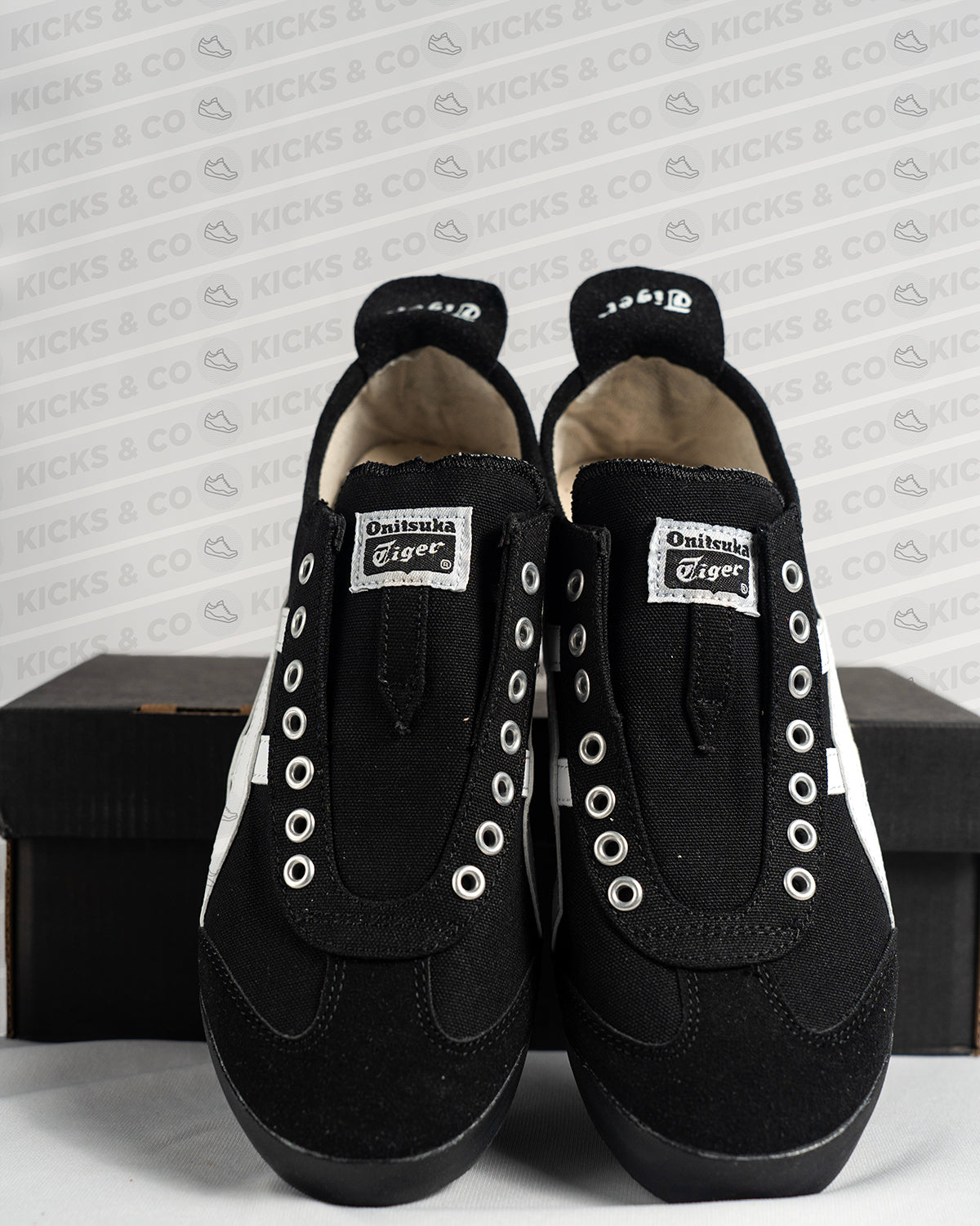 Onitsuka Tiger MEXICO 66 (Black/White) Slip-On