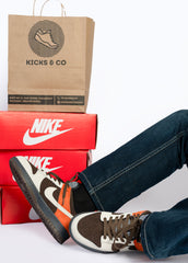 NIKE DUNK LOW RED PANDA