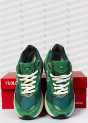 New Balance 2002r Protection Pack (Forest Green)