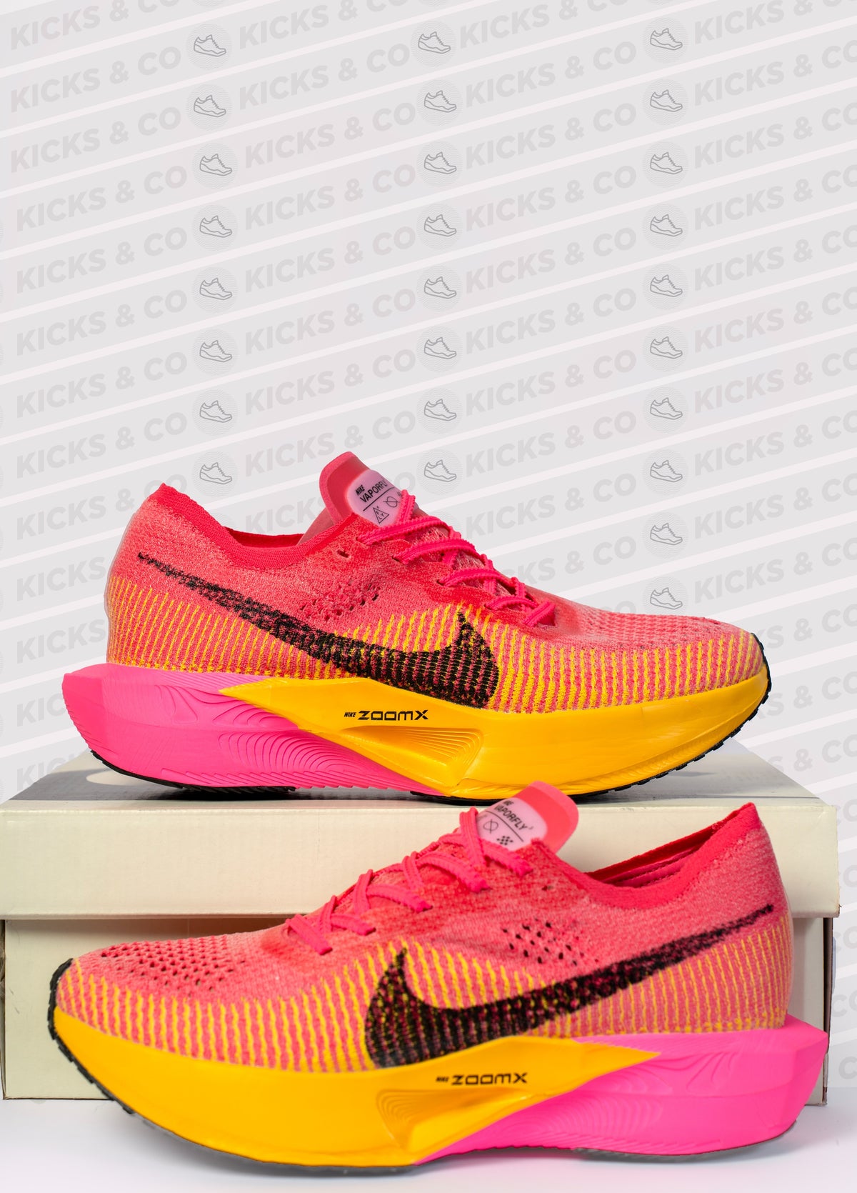 Nike ZoomX Vaporfly (Pink/Yellow)